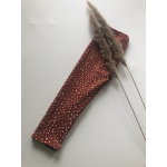 Broekje roest met witte stippen